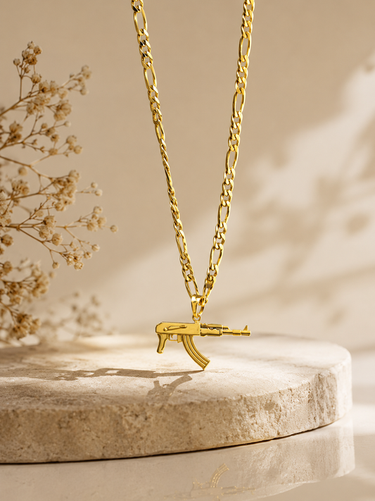 Gouden Figaro ketting met AK-47 geweer hanger